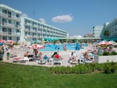 Sunny beach raises prices, St. Vlas drops them