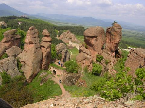 The rocks near Belogradchik go to the next stage of the competition